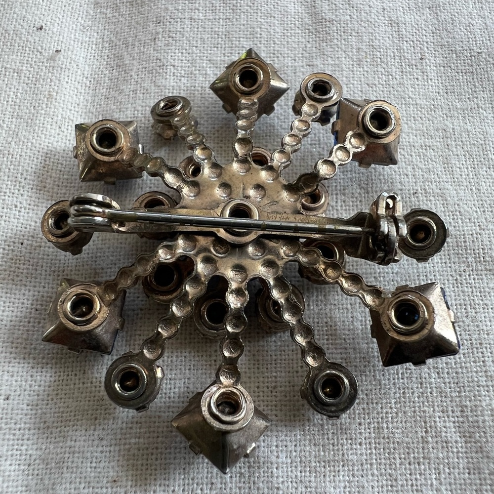 Antique Faux Sapphire and Gold Brooch. - Picture 3 of 4